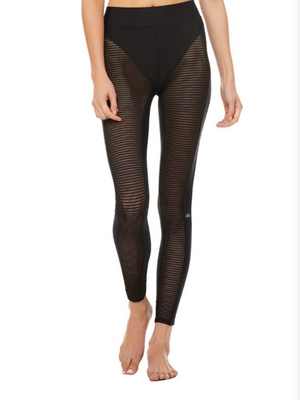 ALO Yoga Mesh Airlift Set Small - Picture 4 of 6